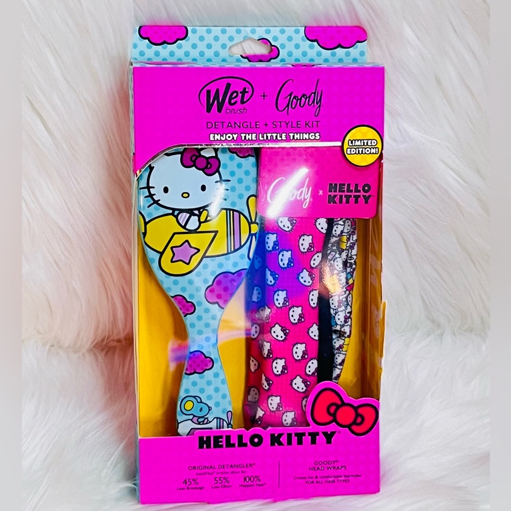 Hello Kitty Hairbrush Kit
